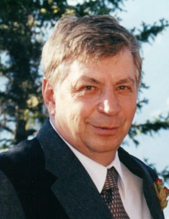 Dennis Kurt Brown